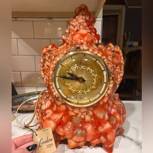 (SOLD)60s Vintage Fully Functional Lanshire Rock Table Clock w/ Original Tag